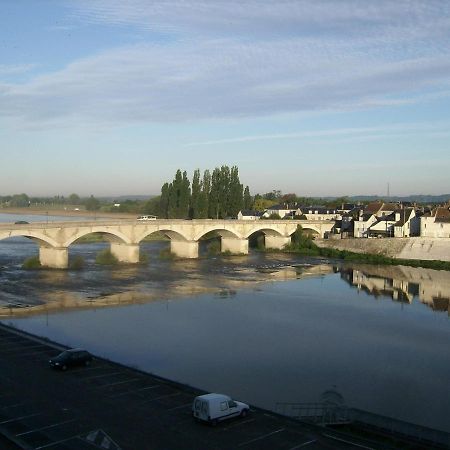 Les Fleurons B&B Amboise Room photo